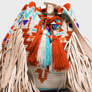 Boho chic bag with leather tassels