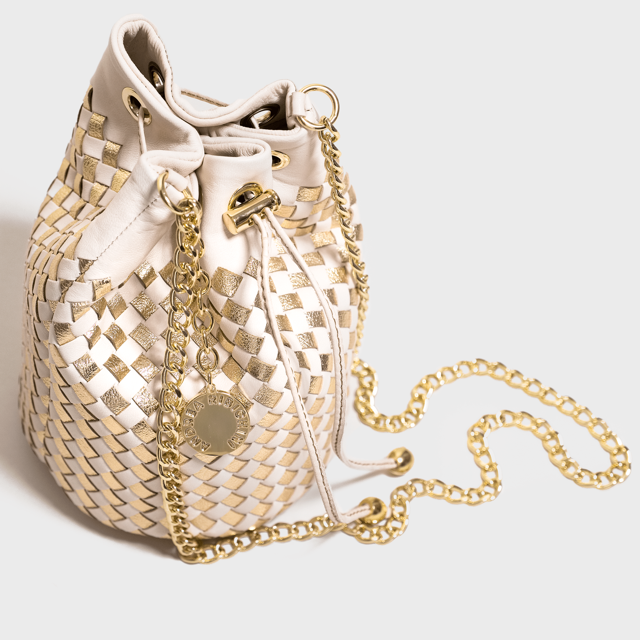 Cream woven leather bag Bucket bag with chain shoulder. Handmade in Italy